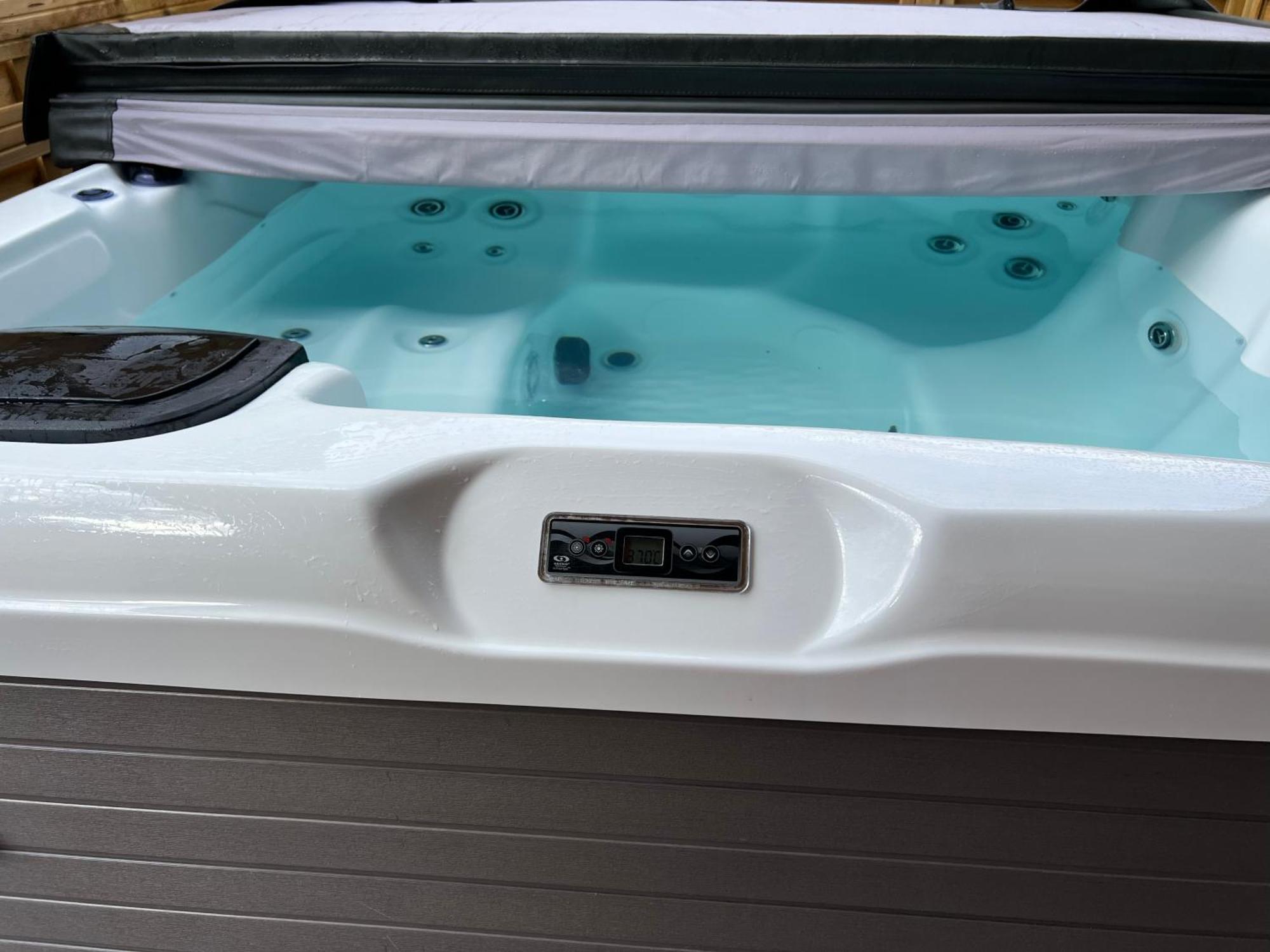 Neuf Chalet 4P Le Suet Jacuzzi Privatif Entremont Buitenkant foto